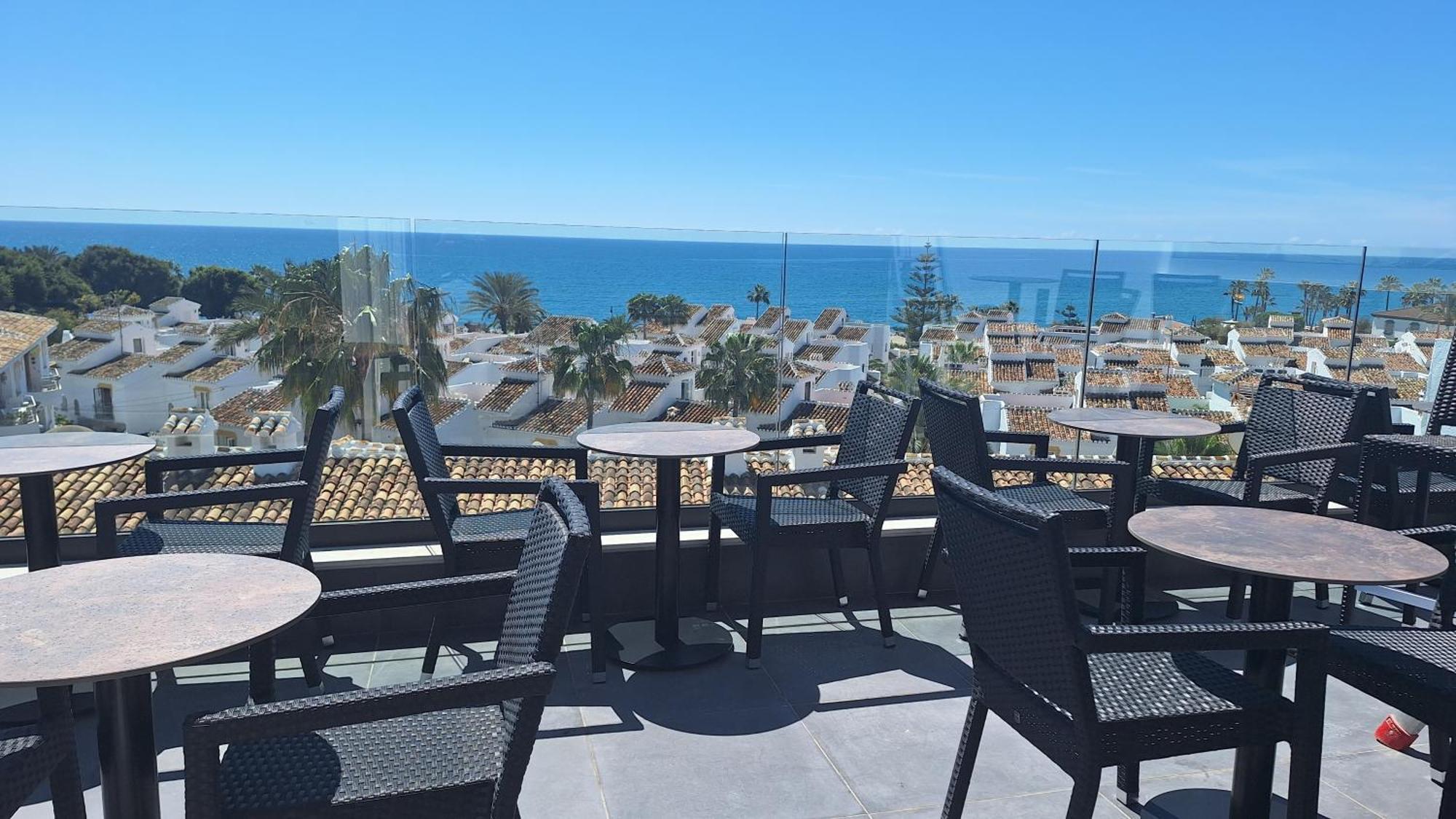 The Orange House Boutique Hotel And Upstairs Rooftop Bar Center Of La Cala De Mijas 100M From The Beach Exterior photo