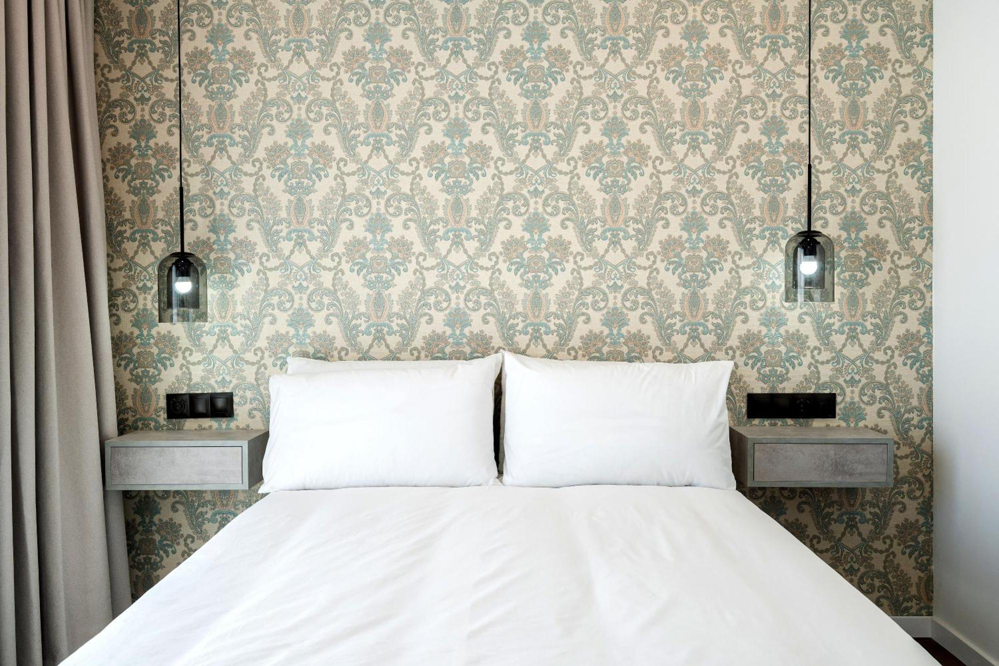The Orange House Boutique Hotel And Upstairs Rooftop Bar Center Of La Cala De Mijas 100M From The Beach Exterior photo