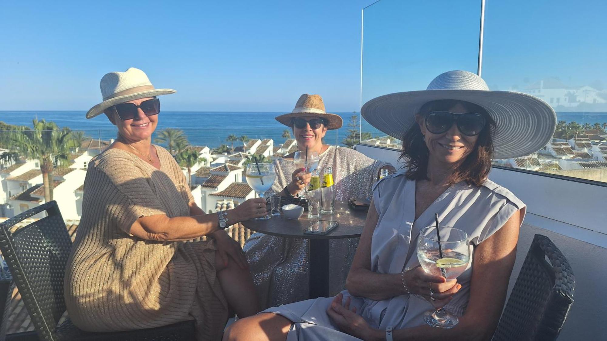 The Orange House Boutique Hotel And Upstairs Rooftop Bar Center Of La Cala De Mijas 100M From The Beach Exterior photo