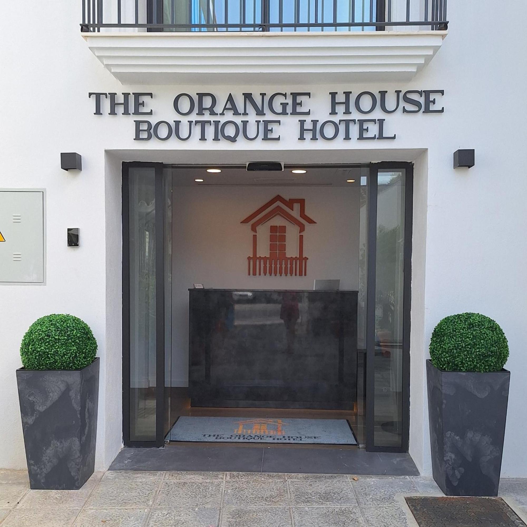 The Orange House Boutique Hotel And Upstairs Rooftop Bar Center Of La Cala De Mijas 100M From The Beach Exterior photo