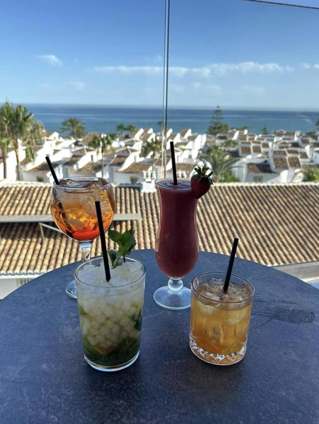 The Orange House Boutique Hotel And Upstairs Rooftop Bar Center Of La Cala De Mijas 100M From The Beach Exterior photo